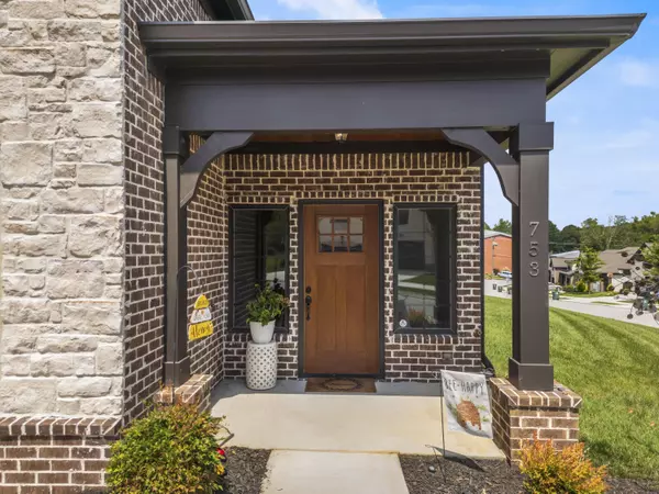 Hixson, TN 37343,753 Wood Grove CIR