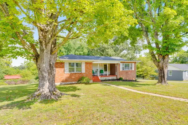 Rossville, GA 30741,810 Woodland DR