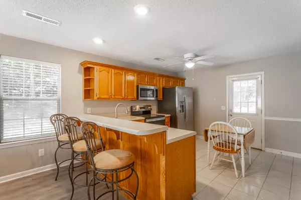 Ringgold, GA 30736,187 Brownhill LN