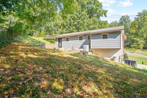 Hixson, TN 37343,320 Branchwood CIR