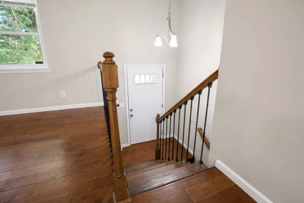 Hixson, TN 37343,320 Branchwood CIR
