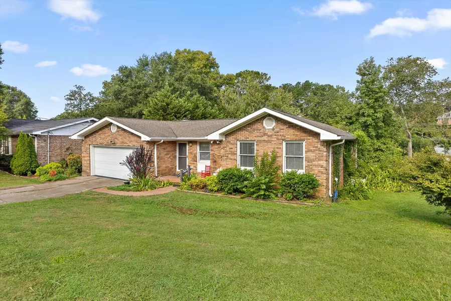 707 & 709 Haven Hill DR, Chattanooga, TN 37412