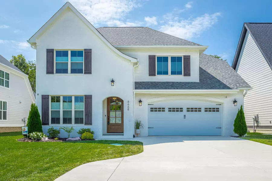 8668 Becket WAY, Ooltewah, TN 37363