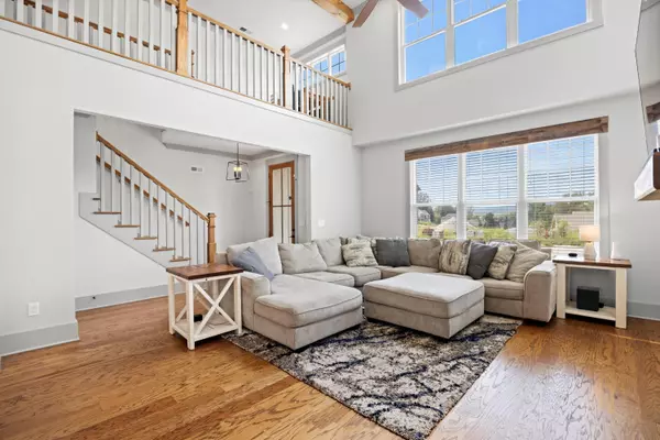 Apison, TN 37302,10623 Flicker WAY