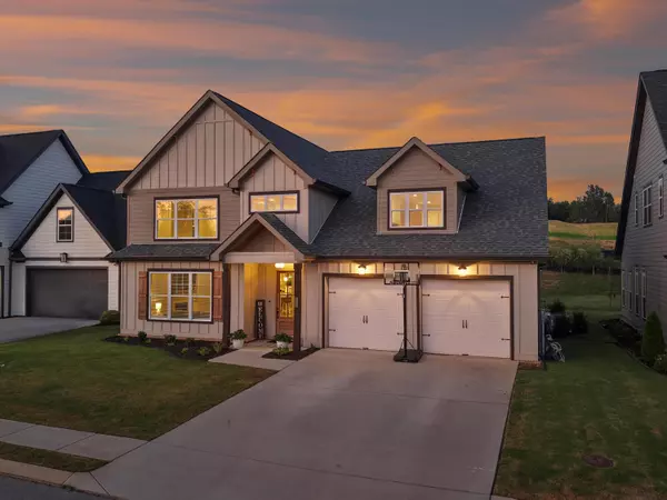 Apison, TN 37302,10623 Flicker WAY