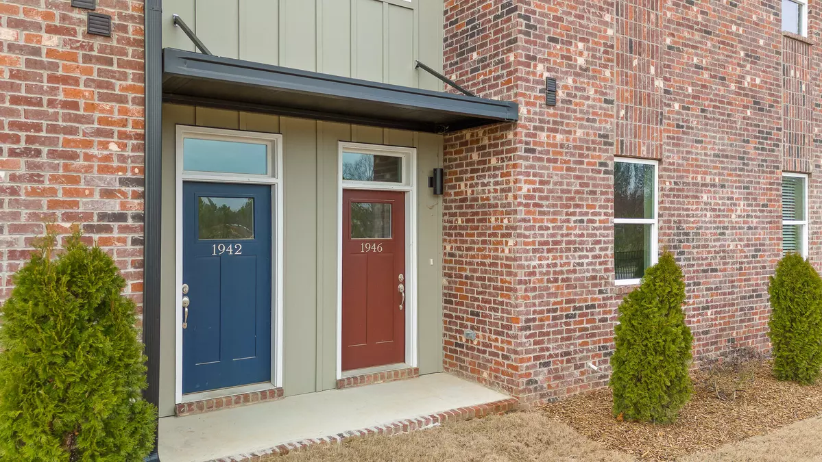 Chattanooga, TN 37421,1946 Addi LN