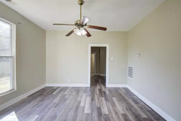 Chattanooga, TN 37406,1611 Orchard Knob AVE