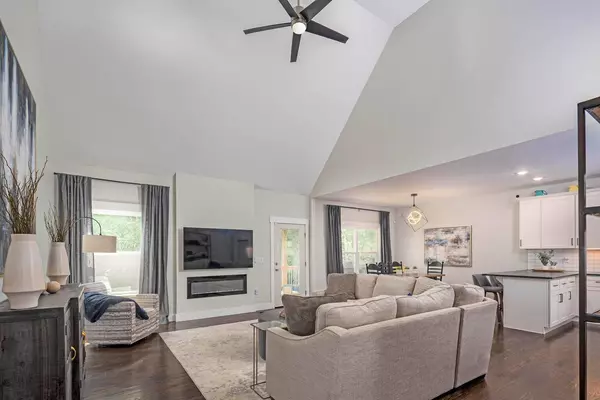 Soddy Daisy, TN 37379,623 Sunset Valley DR