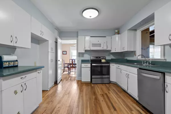 Chattanooga, TN 37415,3515 Berkley DR