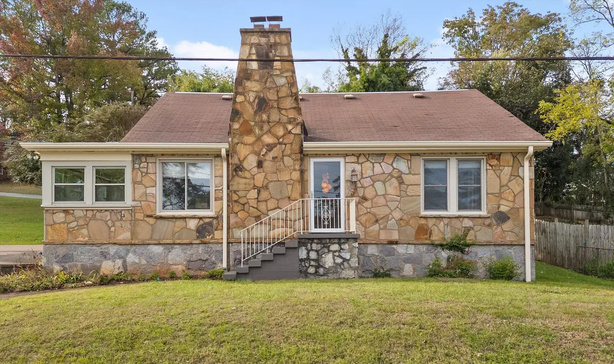 Chattanooga, TN 37415,3515 Berkley DR