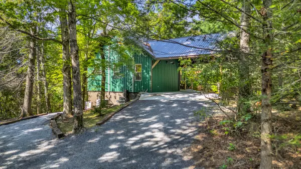 Soddy Daisy, TN 37379,9963 Huckleberry LN