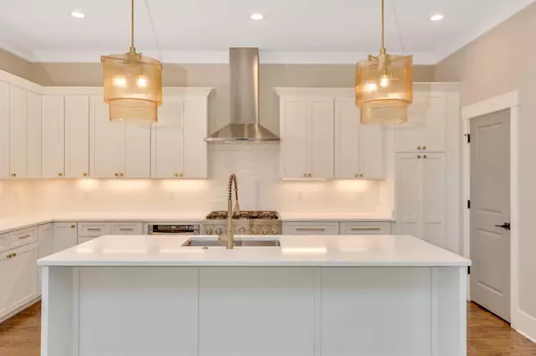 Chattanooga, TN 37415,878 Cranes Cp TRL