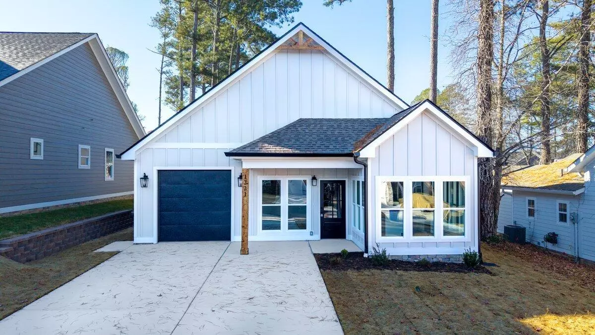 Cleveland, TN 37312,1221 Parkstone DR