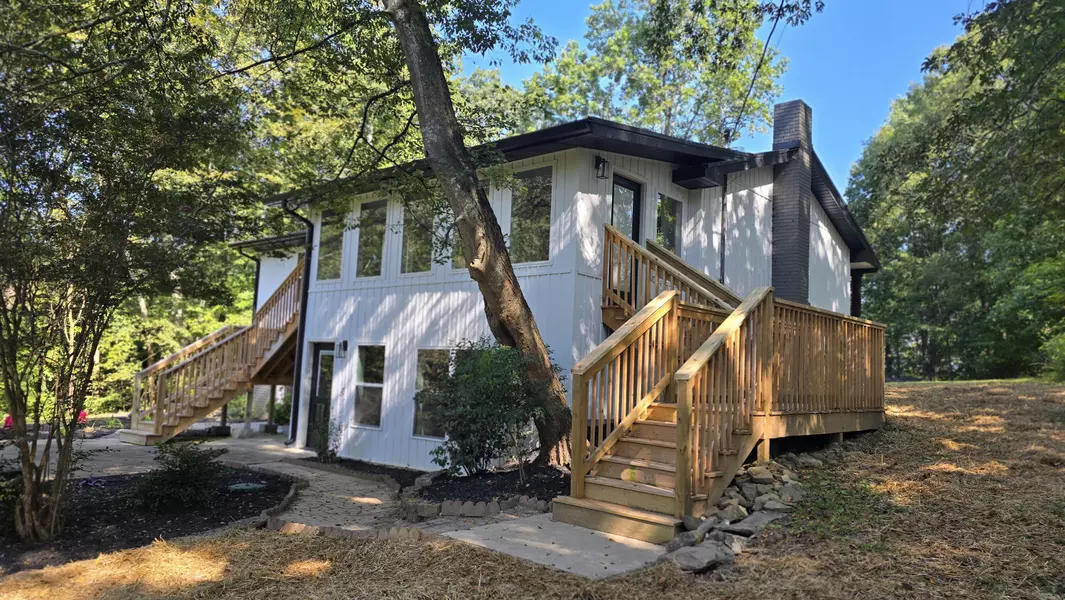 711 Omega DR, Whitwell, TN 37397