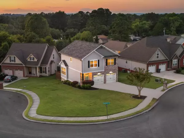 Chattanooga, TN 37421,718 Windrush LOOP
