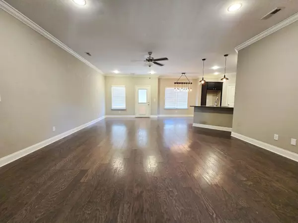 Hixson, TN 37343,8665 Reba LN