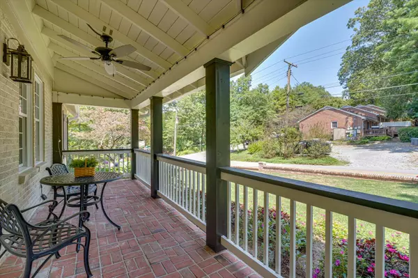 Lookout Mountain, TN 37350,202 Prospect WAY
