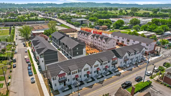 Chattanooga, TN 37403,751 Bespoke WAY