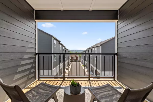 Chattanooga, TN 37403,747 Bespoke WAY