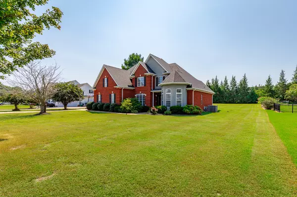 30 Clover DR, Ringgold, GA 30736