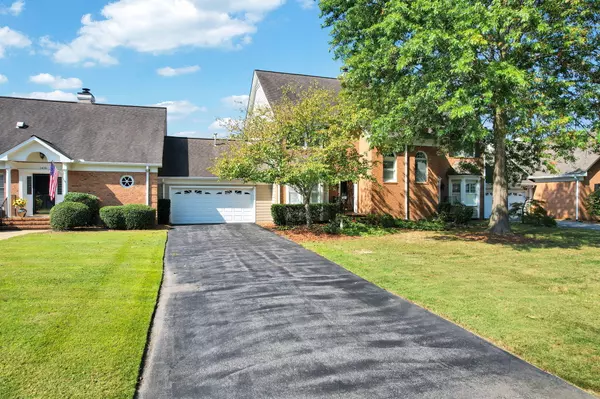 Chattanooga, TN 37405,1414 Heritage Landing DR