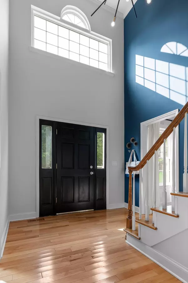 Hixson, TN 37343,407 English Oaks DR