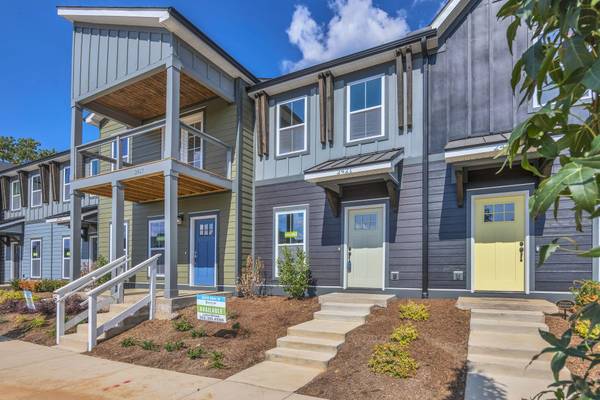 2421 17th ST, Chattanooga, TN 37404