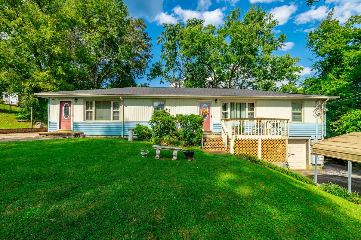 Chattanooga, TN 37415,126 Coburn DR