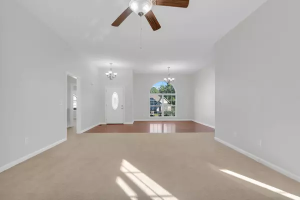 Ooltewah, TN 37363,7828 Albertson LN