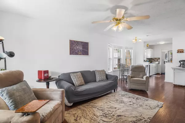 Murfreesboro, TN 37130,2131 Rutherford BLVD