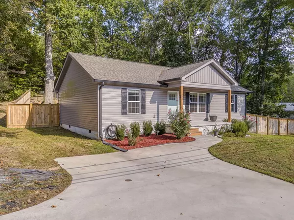 Chatsworth, GA 30705,220 Holly Creek Cool Spr RD