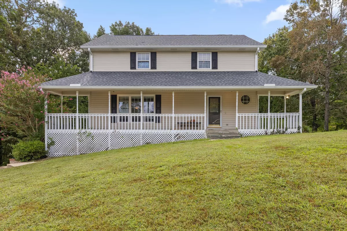 Ooltewah, TN 37363,6912 Benwood DR
