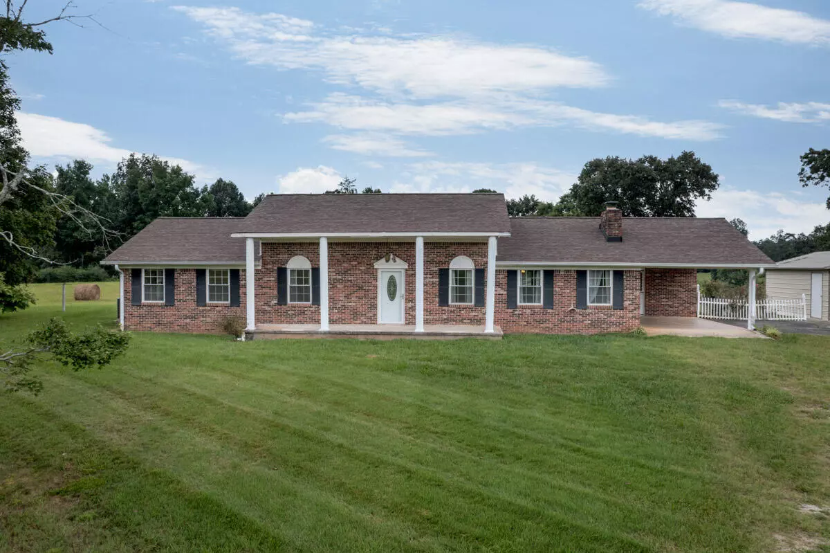 Doyle, TN 38559,934 Holder Station RD