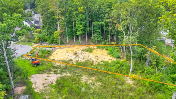 Signal Mountain, TN 37377,5025 Dandelion TRL