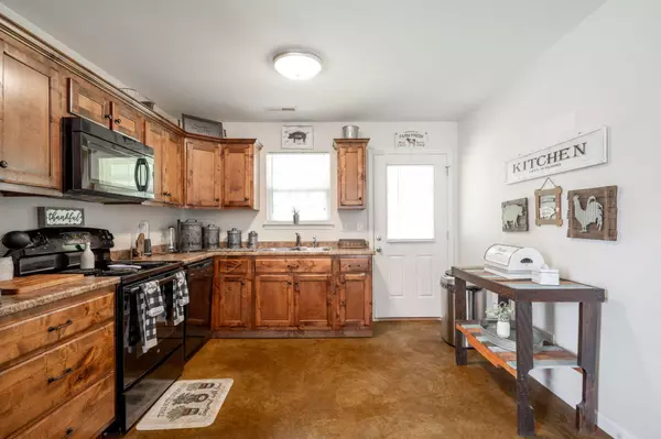 Trenton, GA 30752,331 Glenview DR