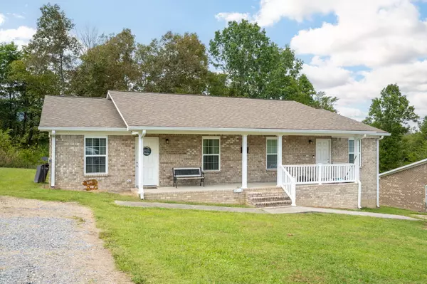 Trenton, GA 30752,394 Glenview DR