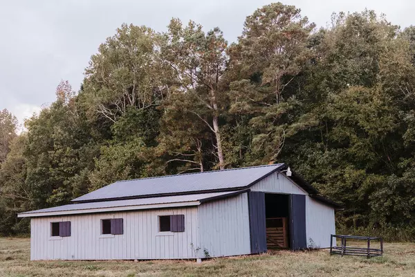 Lafayette, GA 30728,121 Stock Dog LN