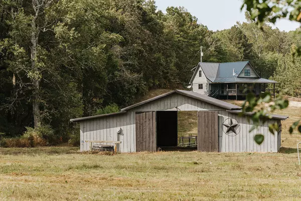 Lafayette, GA 30728,121 Stock Dog LN