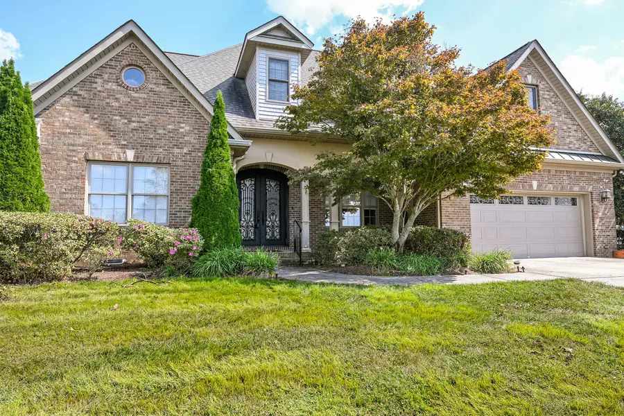 1726 Bridget LN, Cleveland, TN 37312