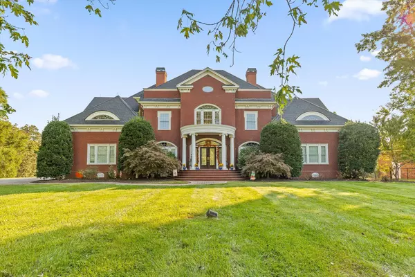 Soddy Daisy, TN 37379,11312 Hixson PIKE