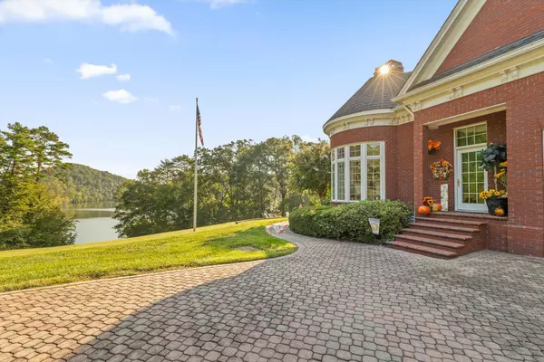 Soddy Daisy, TN 37379,11312 Hixson PIKE