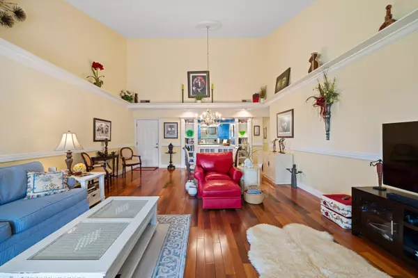 Chattanooga, TN 37415,4319 Lakeshore LN