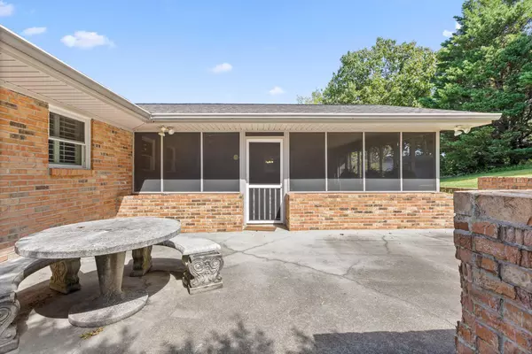 Chattanooga, TN 37421,1616 Miriam LN