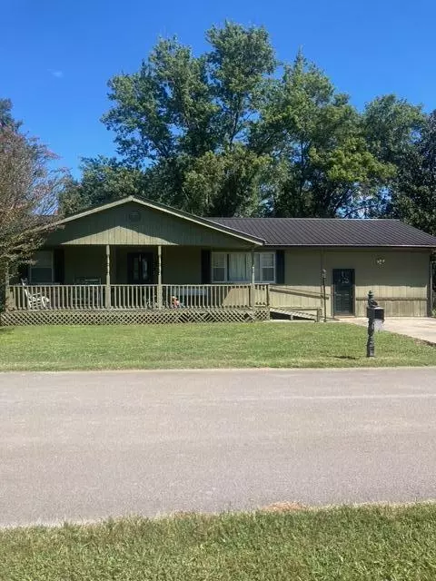 Pikeville, TN 37367,15 Pratt ST