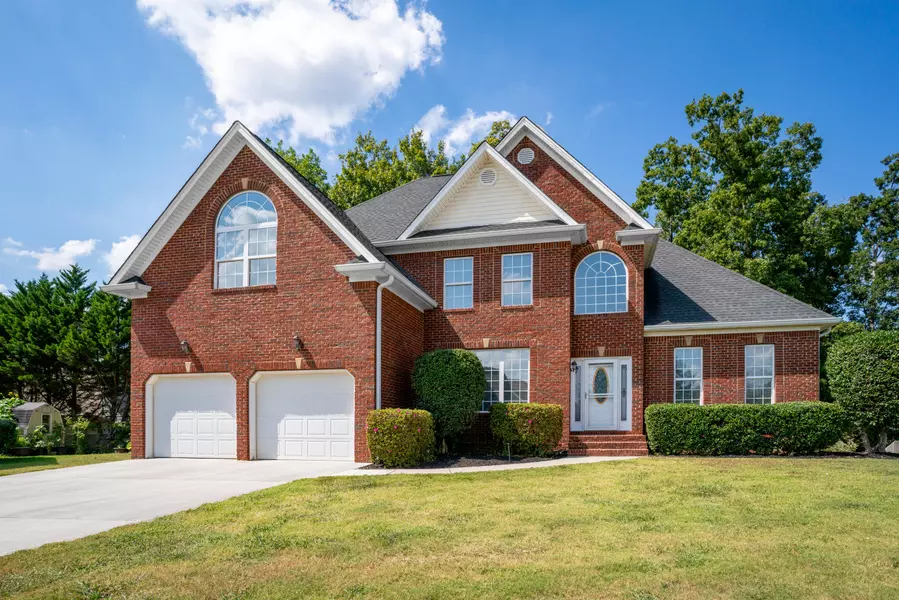 9655 Hosta LN, Ooltewah, TN 37363
