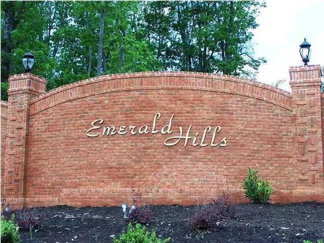 2048 Volunteer DR, Cleveland, TN 37311