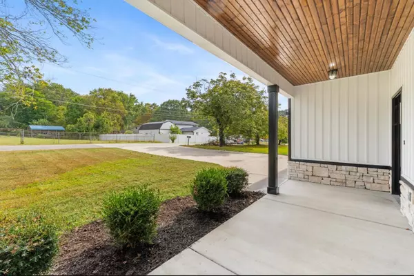 Chattanooga, TN 37421,809 Gentry RD