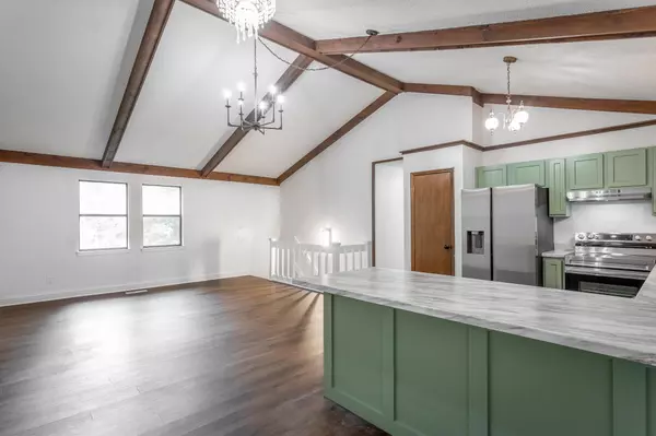 707 Charlee LN, Hixson, TN 37343