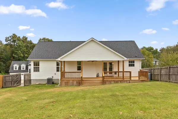 Ringgold, GA 30736,151 Peachtree CIR