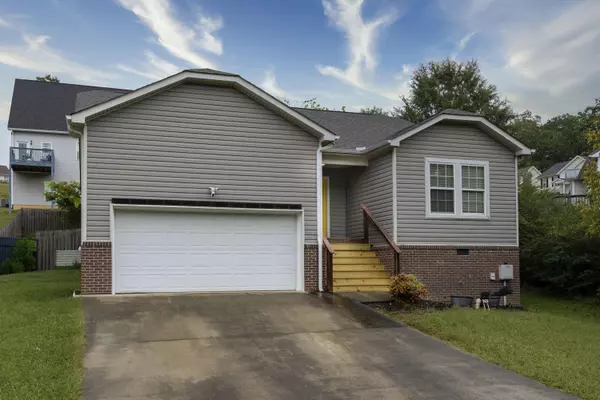 Soddy Daisy, TN 37379,9429 Hackberry LN